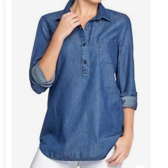 Old Navy Chambray Half Button-Up Blouse - Picture 2 of 7